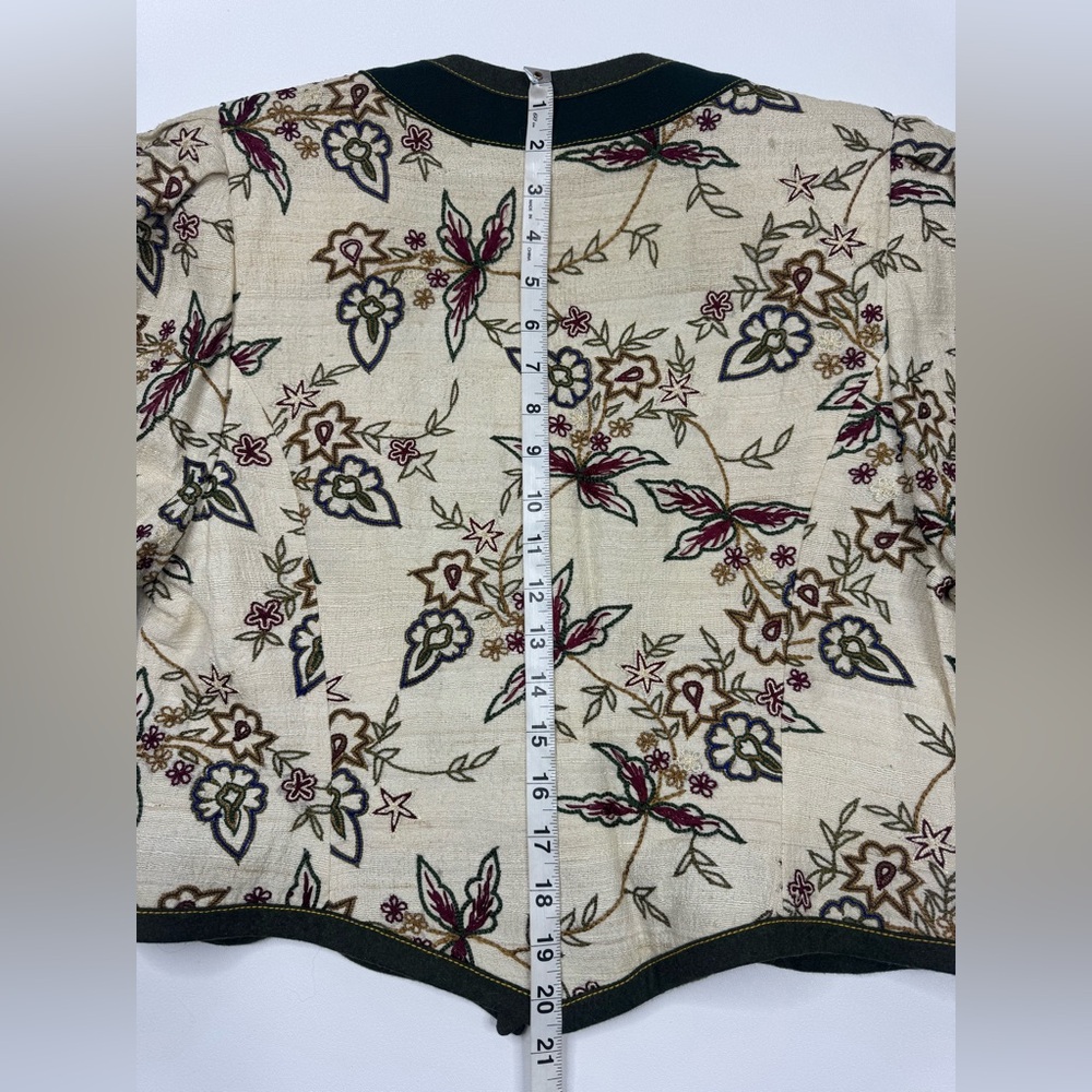 Vintage Helene Straber Silk Embroidered Puff Sleeve Crop Jacket Size 38 US 8 - Picture 12 of 15